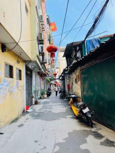 BÁN ĐẤT TẶNG NHÀ MỄ TRÌ _NAM TỪ LIÊM_HÀ NỘI GIÁ DƯỚI 5 TỶ